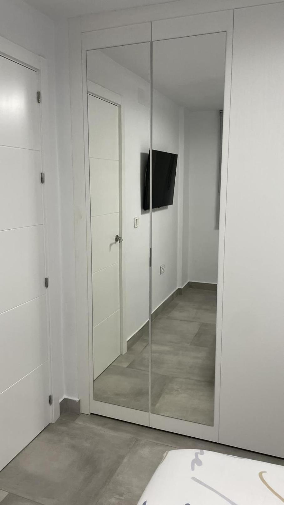 Piso De Lujo En Primera Linea De Playa Y Garaje Cadice Esterno foto